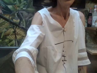 naomie71 31-08-2021 Show 